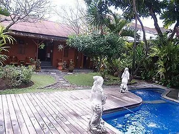 公寓 Anika Guest House 图班